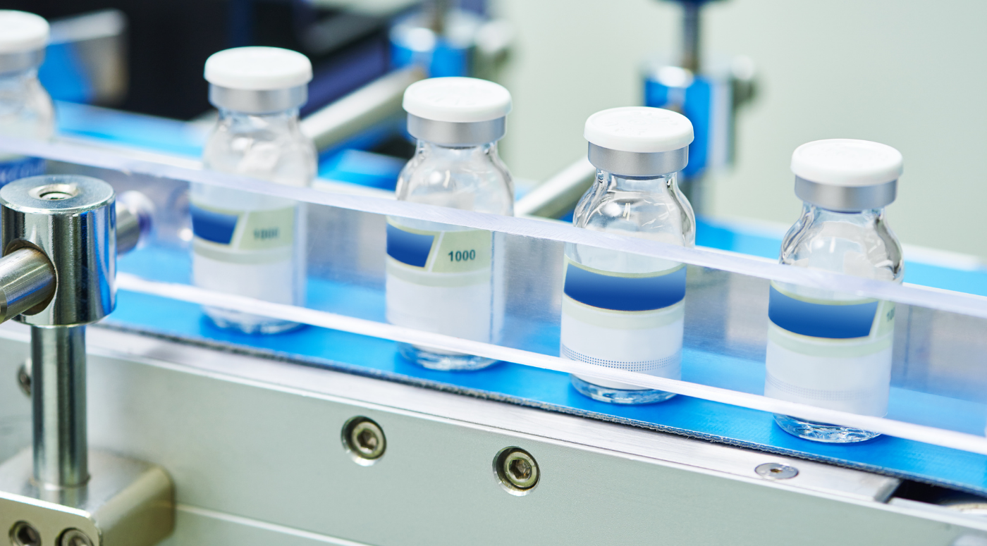 The primary risks to pharmaceutical compliance (GMP noncompliance) include temperature changes, contamination risk, and improper infrastructure during handling and storage operations.